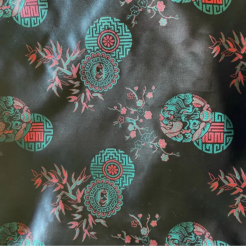 Kimono Embroidered “Shar”.  One size, New - Picture 3 of 4